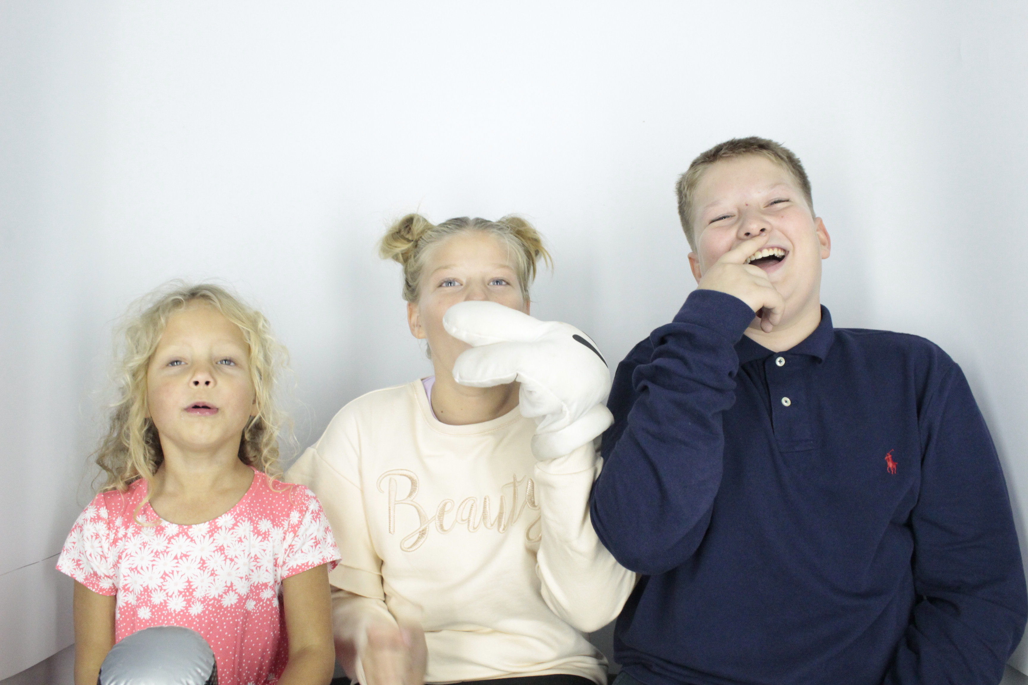 Isobel 18th Birthday Party  | View more photos from the event at gallery.myphotoboothexperience.co.uk/u/MyPhotoBoothExperienceLtd/Isobel-18th-Birthday-Party
